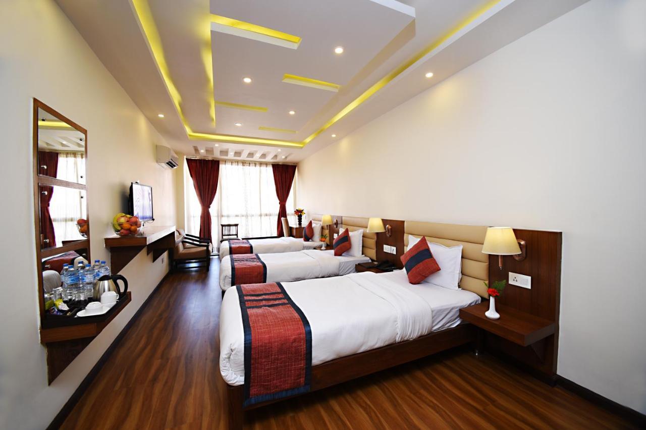 Deluxe Triple Room -  Complimentary Airport Pick up or Drop